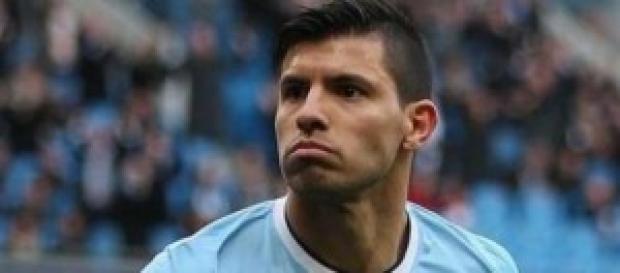 l'attaccante argentino Aguero l'attaccante argentino Aguero