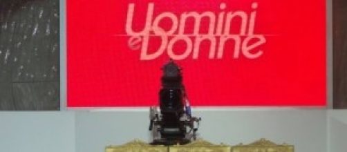 Uomini e Donne,il primo tronista ufficiale è Jonas