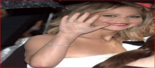 Jennifer Lawrence e altre dive foto hackerate Jennifer Lawrence e altre dive foto hackerate