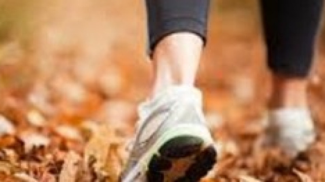 camminare riduce e previene 40 patologie croniche