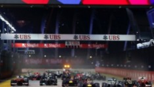 F1 Gp Singapore 2014: Hamilton in pole