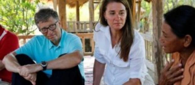 Bill Gates visitando una de sus misiones Bill Gates visitando una de sus misiones