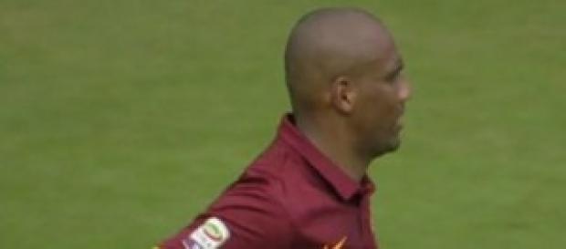 Serie A, facile vittoria della Roma sul Cagliari. Serie A, facile vittoria della Roma sul Cagliari.