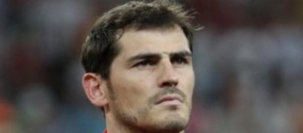Iker Casillas en sus buenos años. Iker Casillas en sus buenos años.