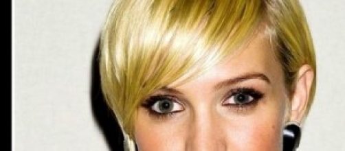 Ashlee Simpson, capelli corti