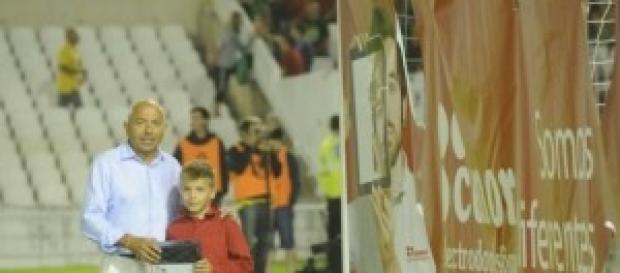 ENTREGA DE PREMIOS, EN EL PARTIDO CONTRA MIRANDES. ENTREGA DE PREMIOS, EN EL PARTIDO CONTRA MIRANDES.