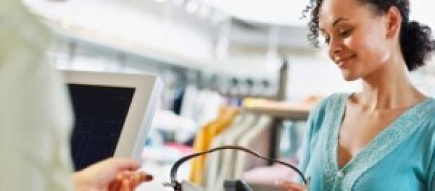 Las mujeres y las compras Las mujeres y las compras