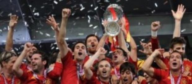La Roja: renovarse y... morir La Roja: renovarse y... morir