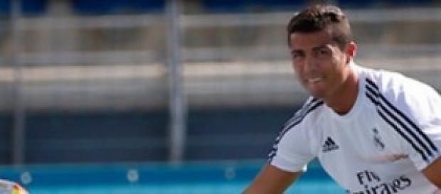 CR7 entrena en Valdebebas. Foto: DefensaCentral CR7 entrena en Valdebebas. Foto: DefensaCentral