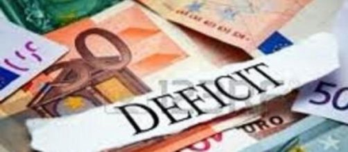 Il deficit sale al 3.5% del pil