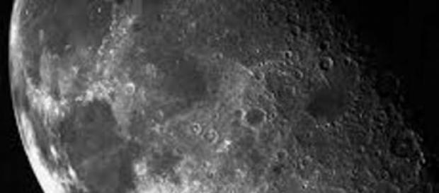 Imagem da lua a ser explorada Imagem da lua a ser explorada