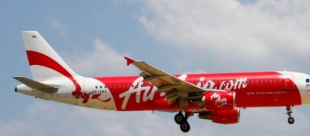 Recuperada cauda do A320 perdido no Mar de Java. Recuperada cauda do A320 perdido no Mar de Java.