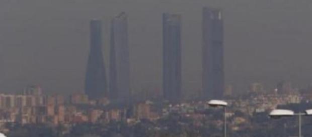El cielo de Madrid cubierto de polución El cielo de Madrid cubierto de polución