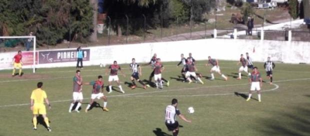 Golo de Ricardo Pires chegou para a vitória Golo de Ricardo Pires chegou para a vitória