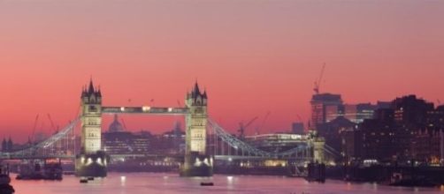 London Thames Sunset panorama