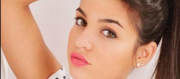 Anabel consigue cita especial con su tronista. Anabel consigue cita especial con su tronista.