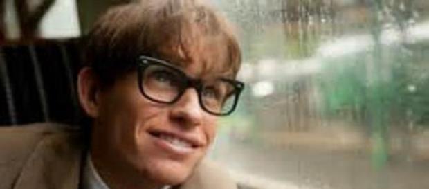 Eddie Redmayne won a Golden Globe for Hawking role Eddie Redmayne won a Golden Globe for Hawking role