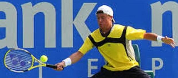 Hewitt and Federer played a game of Fast4 tennis Hewitt and Federer played a game of Fast4 tennis