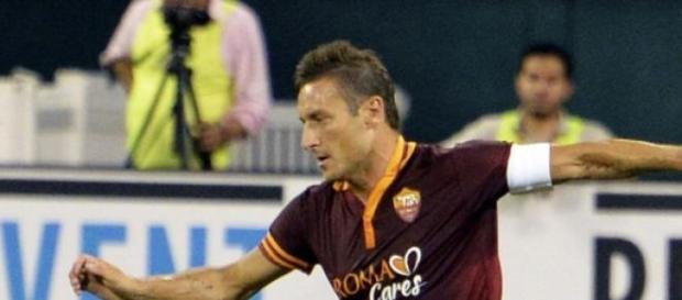 Totti veste a camisola da AS Roma desde 1992. Totti veste a camisola da AS Roma desde 1992.