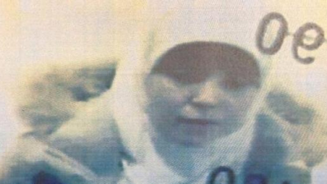 Hayat Boumedienne all'aeroporto di Istanbul