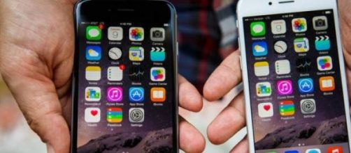 iPhone 7, primi rumors: display curvo e iOS 9