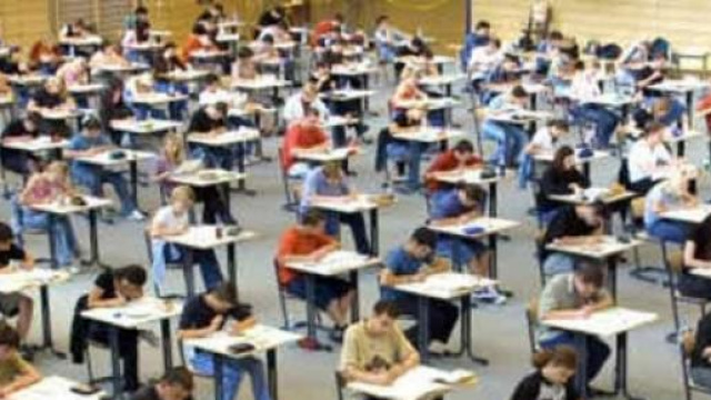 Studenti alle prese col test