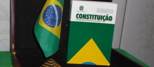 Senado brasileiro disponibiliza livros gratuitos