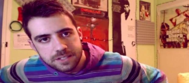 AuronPlay en su último vídeo AuronPlay en su último vídeo