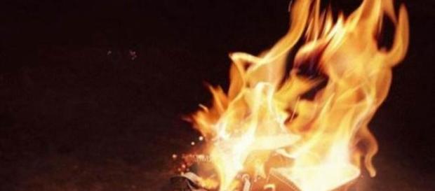 combustie, spontana, stiinta, credinta, paranormal combustie, spontana, stiinta, credinta, paranormal