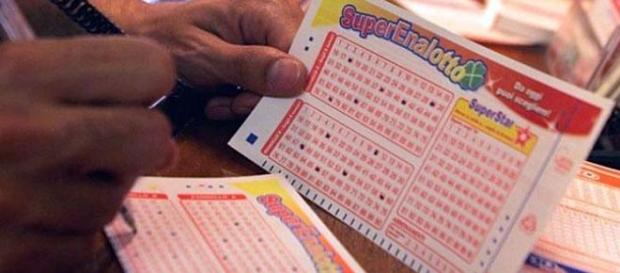 SuperEnalotto: vincite sospette in Calabria SuperEnalotto: vincite sospette in Calabria