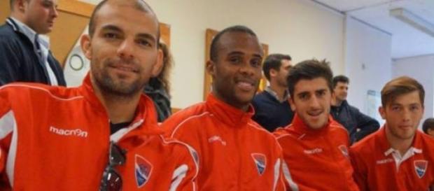 Durou pouco o regresso de Gladstone a Portugal. Durou pouco o regresso de Gladstone a Portugal.