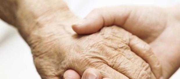 Perda de memória é um dos sinais mais comuns Perda de memória é um dos sinais mais comuns