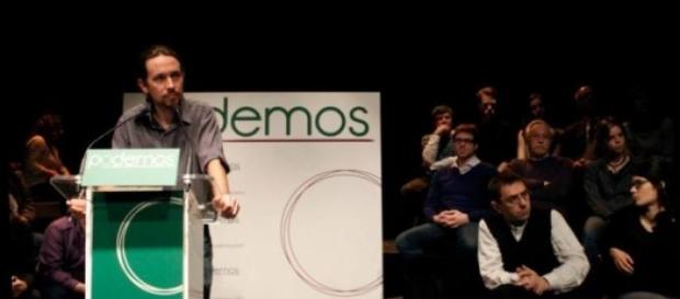 Podemos celebra su primer cumpleaños en Sevilla Podemos celebra su primer cumpleaños en Sevilla