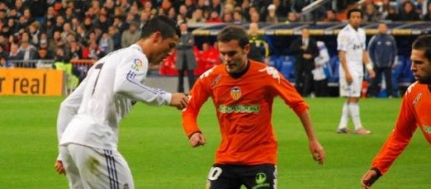 CR7 está no Real Madrid desde 2009. CR7 está no Real Madrid desde 2009.