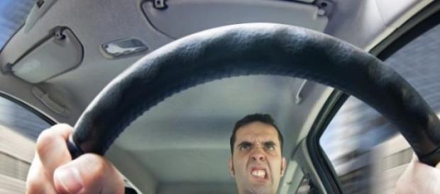 Road rage: how to keep calm Road rage: how to keep calm