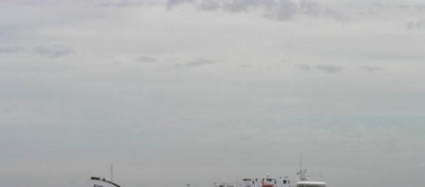 A Brindisi prime verifiche sul Norman Atlantic. A Brindisi prime verifiche sul Norman Atlantic.