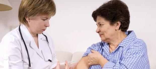 Maltratos en geriátricos privados y públicos Maltratos en geriátricos privados y públicos