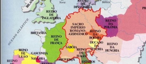 Europa no século XII. A base do mapa atual Europa no século XII. A base do mapa atual