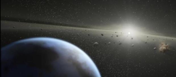 Existen varios asteroides de riesgosa trayectoria Existen varios asteroides de riesgosa trayectoria