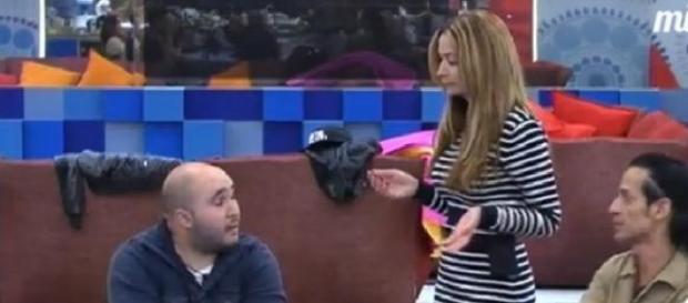 Olvido Hormigos pidiendo disculpas Olvido Hormigos pidiendo disculpas