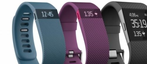 Indossabili Fitbit Charge Charge HR Surge