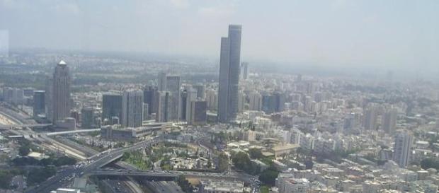 Agguato a Tel Aviv, accoltellate 9 persone Agguato a Tel Aviv, accoltellate 9 persone