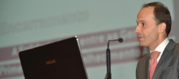 Trabalhadores do ISS começaram a ser dispensados Trabalhadores do ISS começaram a ser dispensados