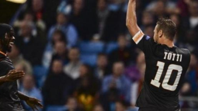 Francesco Totti in goal a Manchester