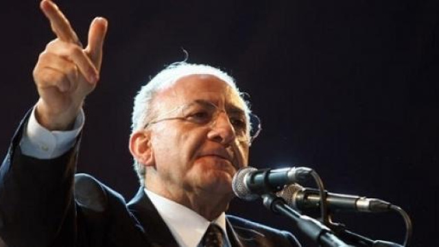 Il sindaco di Salerno, De Luca, condannato 