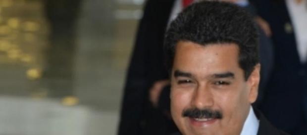 Nicolás Maduro é visado em carta de humorista Nicolás Maduro é visado em carta de humorista