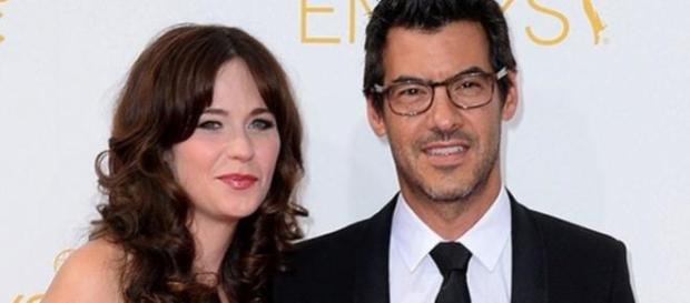 Zooey y Jacob comenzaron a salir el año pasado Zooey y Jacob comenzaron a salir el año pasado