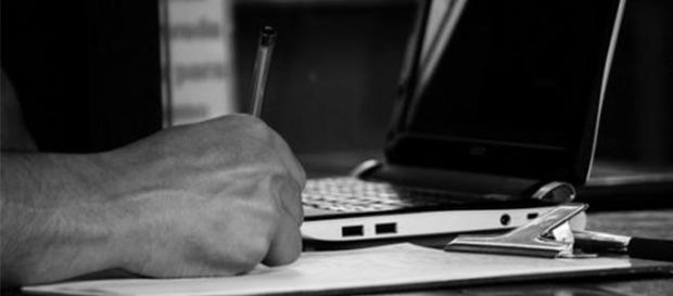 Escrever online não é tão simples como se pensa Escrever online não é tão simples como se pensa