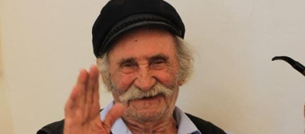 Grecia: un bel sorriso per dimenticare la crisi Grecia: un bel sorriso per dimenticare la crisi