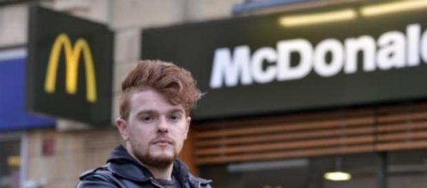 Homofobia en un McDonald`s de Leicester Homofobia en un McDonald`s de Leicester